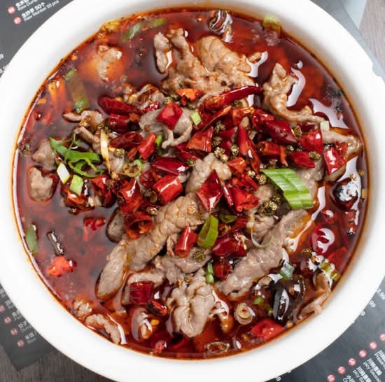 B24 Poached Beef in Chili Sauce (spicy) 水煮牛肉🌶️